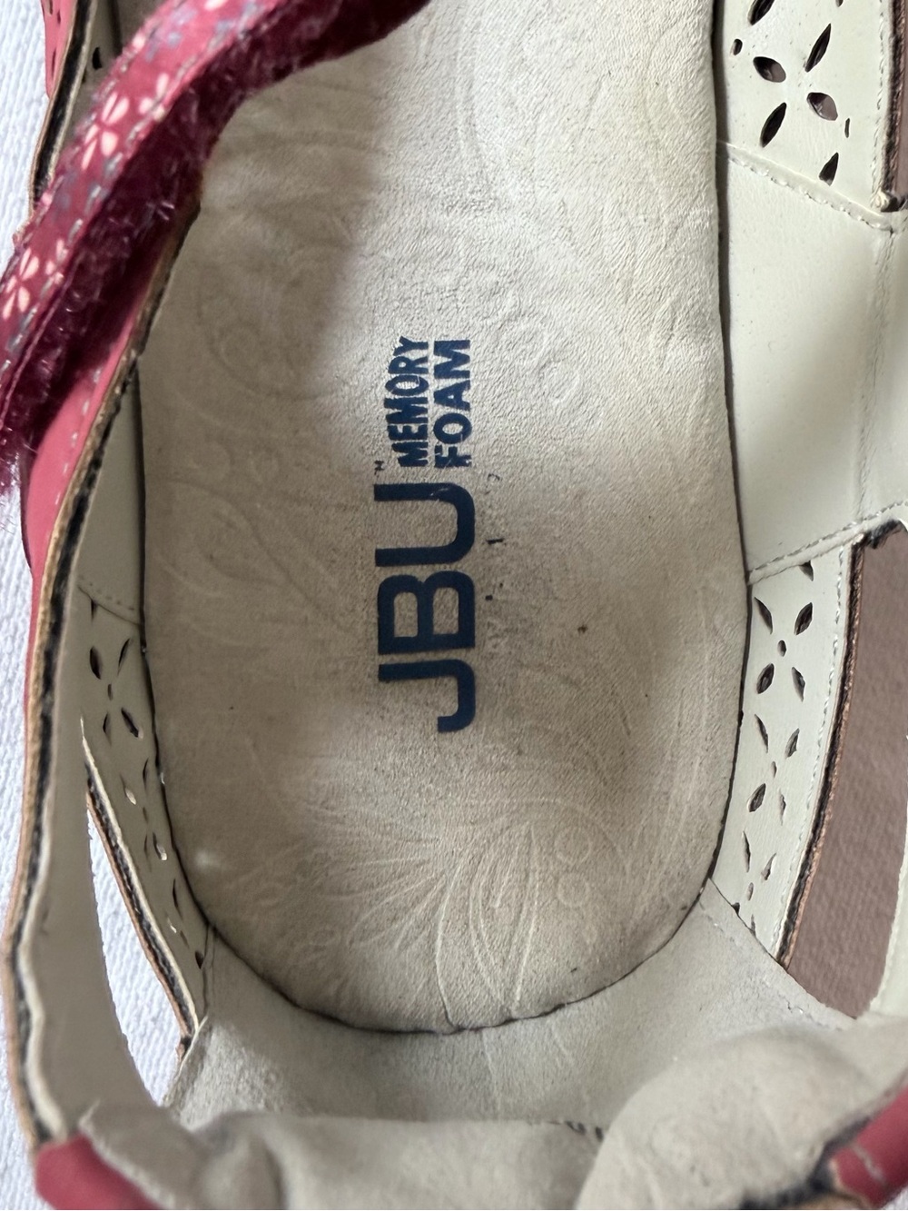 JBU Women’s Red Mary Jane “Palm” Flats Memory Foam Floral Hook & Loop 10M - Picture 7 of 8